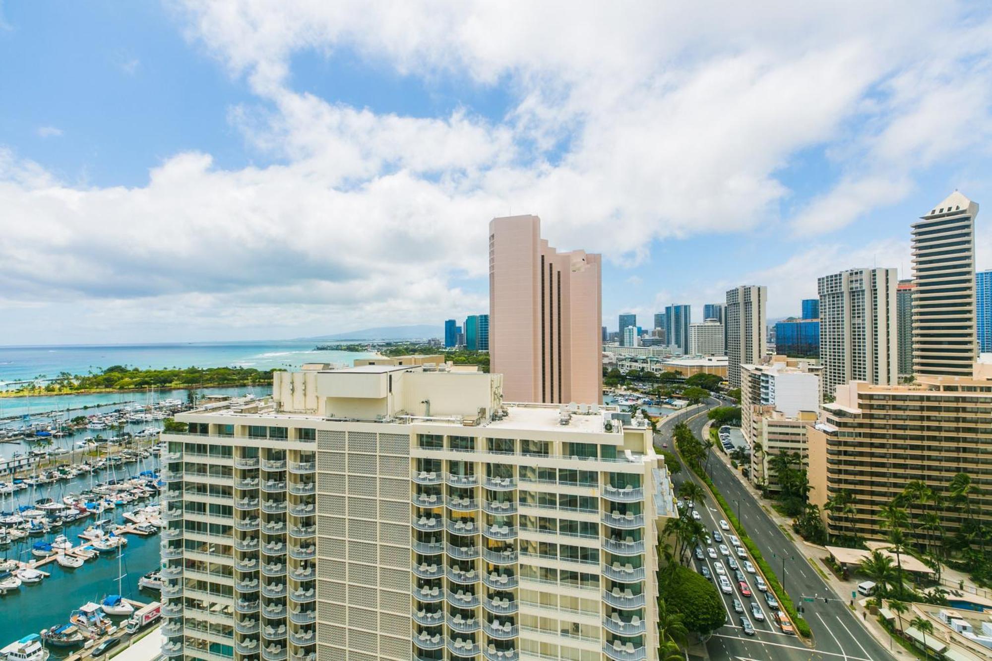 Ilikai Tower 2109 City View 2BR Honolulu Bagian luar foto